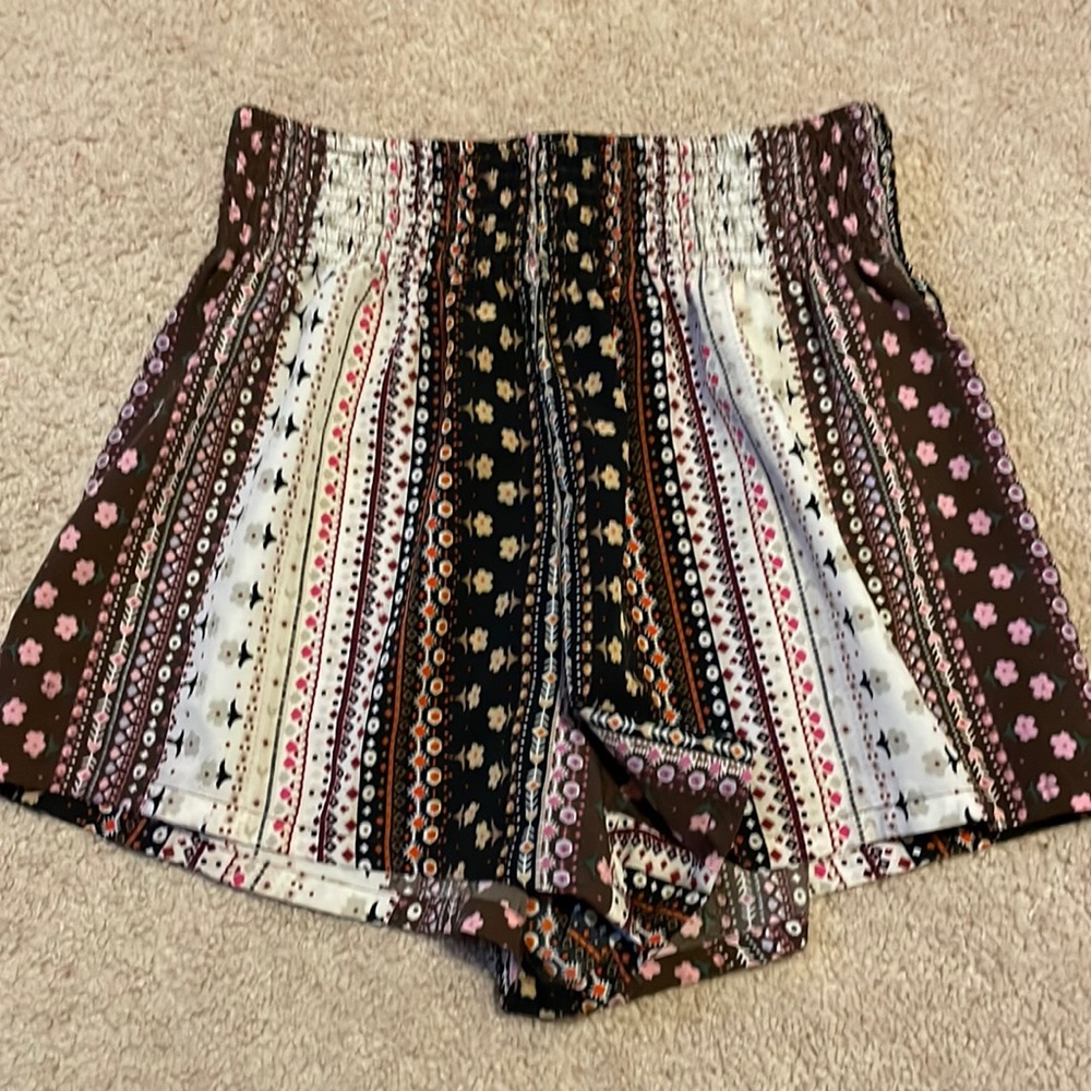 Nice shorts thin but not see-through